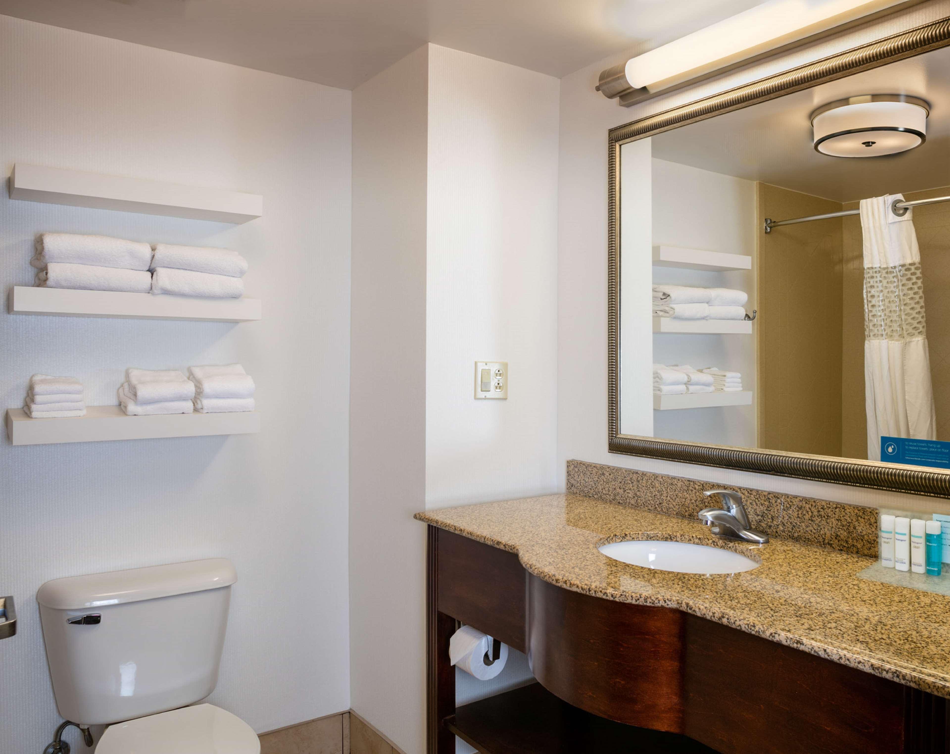 Hampton Inn & Suites Toledo-Perrysburg Rossford Exterior foto
