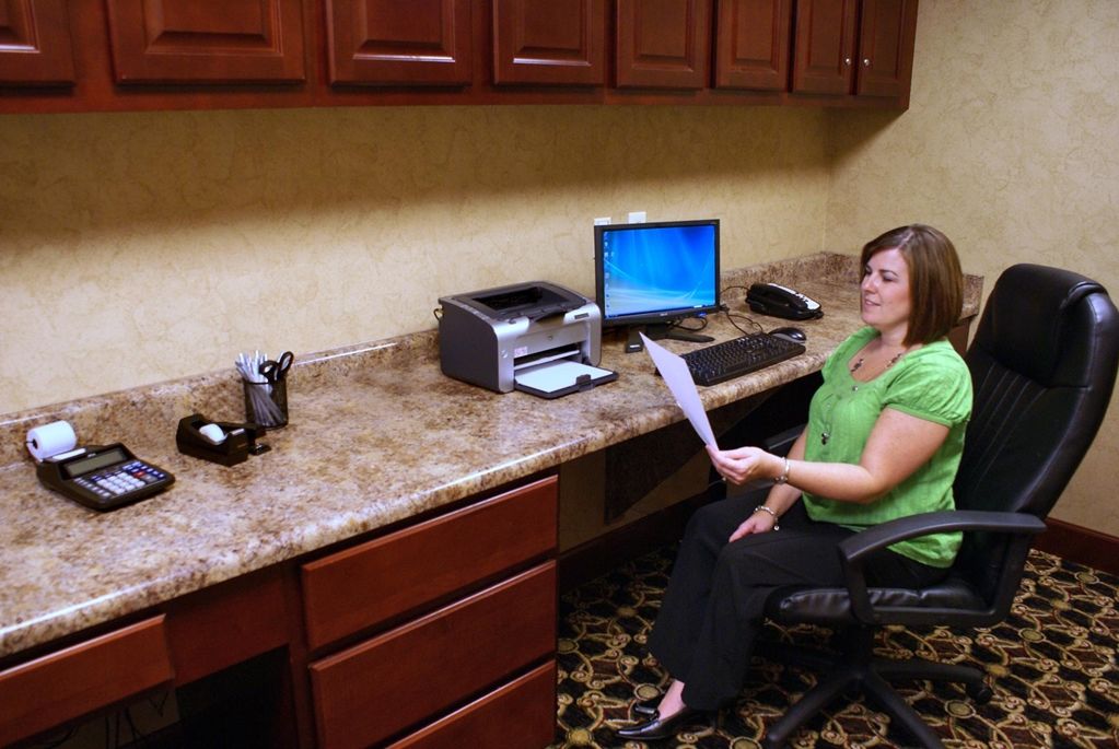 Hampton Inn & Suites Toledo-Perrysburg Rossford Instalações foto